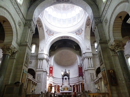 Inside the Basilique de St-Martin, on rue Descarte sin the city of Tours in the Loire Valley in the city of Tours in the Loire Valley